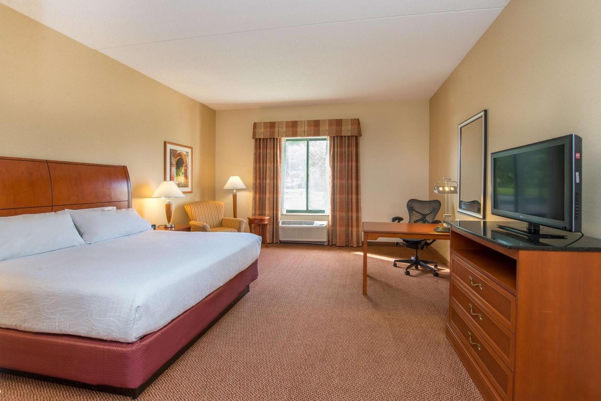 Hilton Garden Inn Poughkeepsie/Fishkill Buitenkant foto